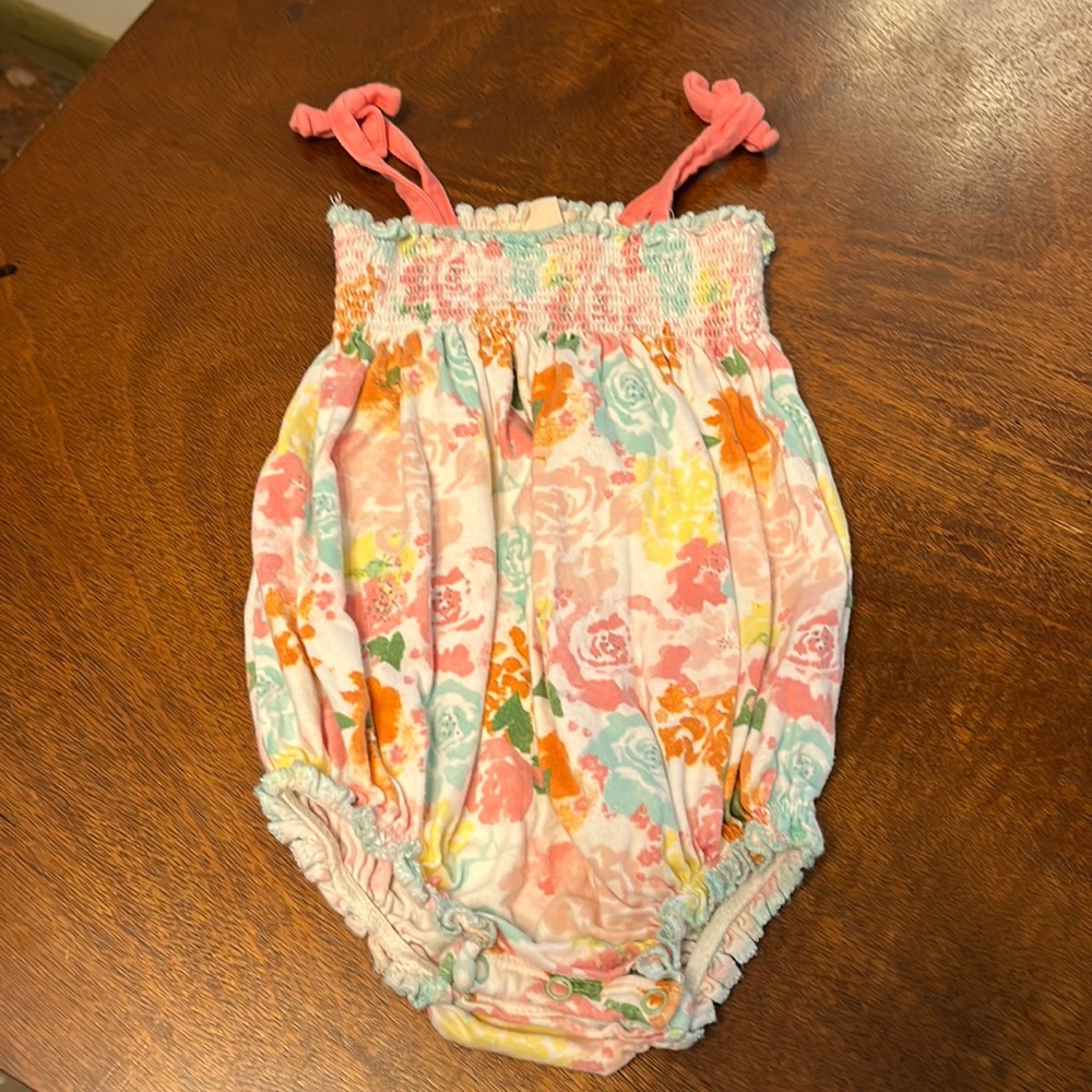 Burt’s Bees Baby Onesie